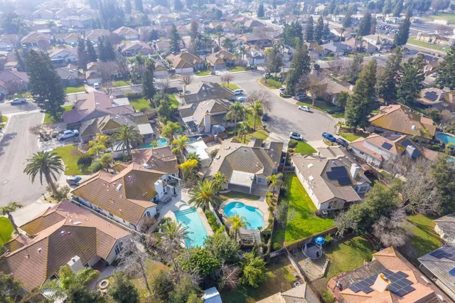 $525,000 | 6246 North Capri Court, Fresno, CA 93711