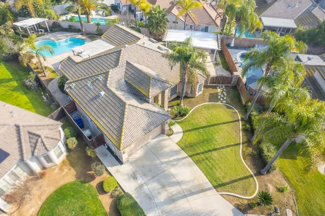 $525,000 | 6246 North Capri Court, Fresno, CA 93711