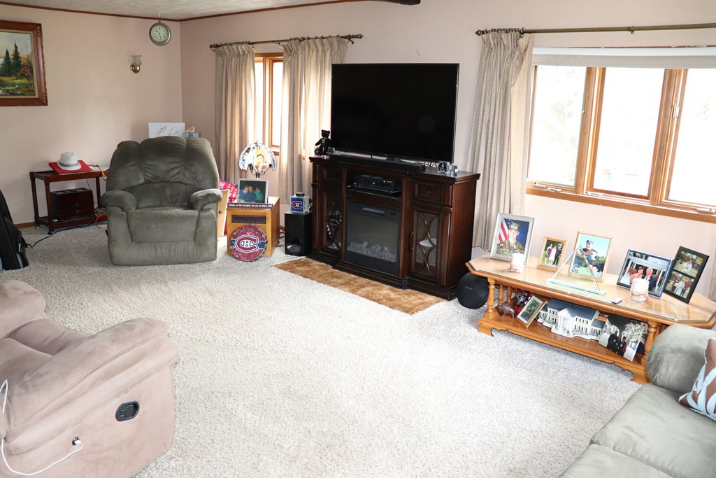 27 Dumont Road West Chazy, NY 12992 - Photo 5 of 16 Gallery Image 5