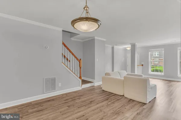 $2,250 | 3829 Chesterwood Drive, Unit 3829, Silver Spring, MD 20906