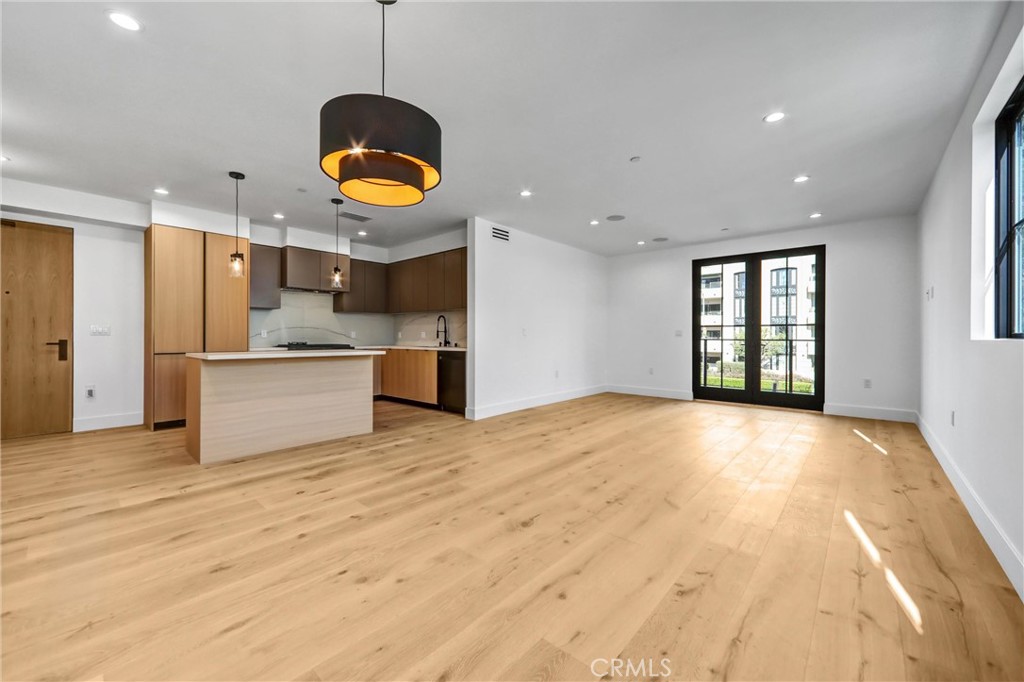 10352 Riverside Drive, Unit 203A Toluca Lake, CA 91602 - Photo 19 of 53