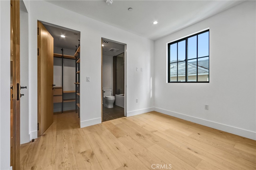 10352 Riverside Drive, Unit 203A Toluca Lake, CA 91602 - Photo 25 of 53