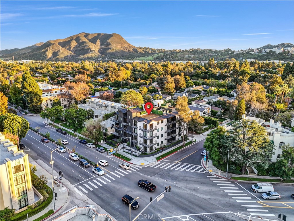 10352 Riverside Drive, Unit 203A Toluca Lake, CA 91602 - Photo 46 of 53