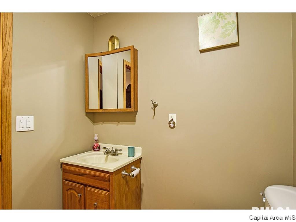 4155 Riverside Drive Springfield, IL 62707 - Photo 15 of 33