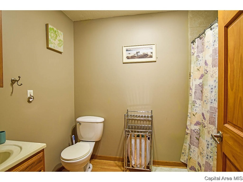 4155 Riverside Drive Springfield, IL 62707 - Photo 16 of 33
