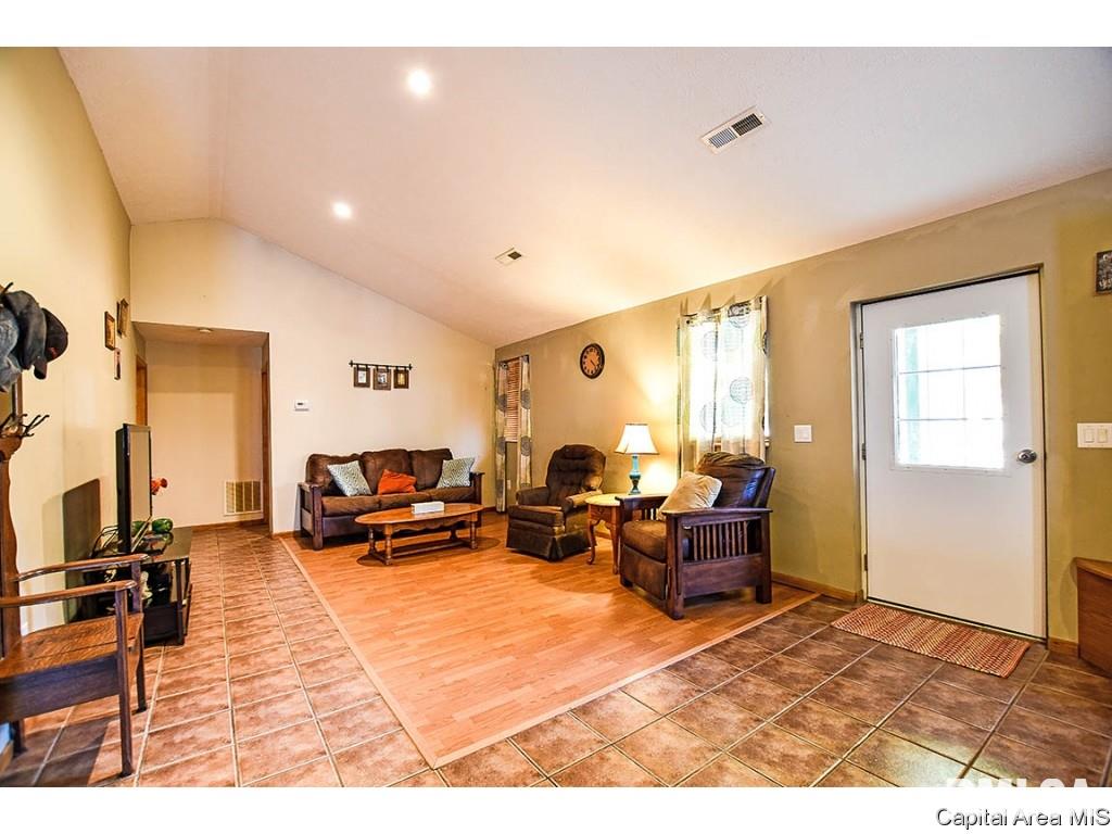 4155 Riverside Drive Springfield, IL 62707 - Photo 2 of 33