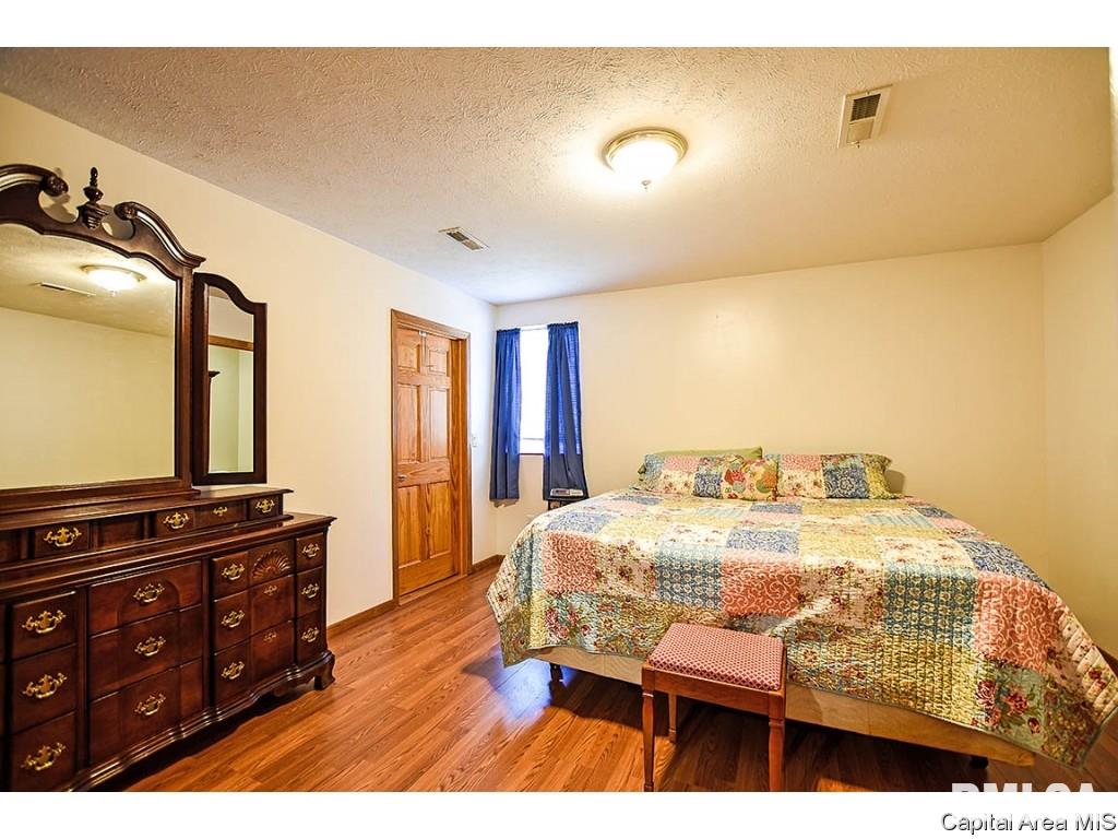 4155 Riverside Drive Springfield, IL 62707 - Photo 10 of 33
