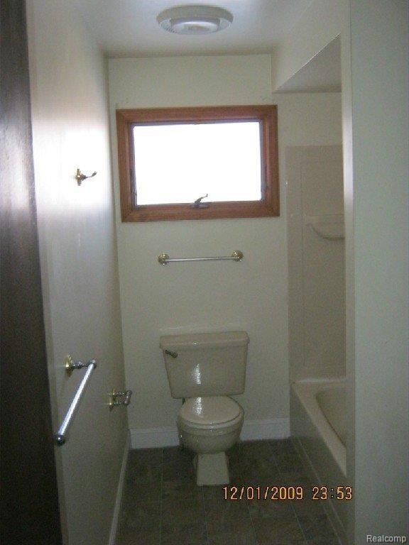 8871 22 Mile Road Utica, MI 48317 - Photo 9 of 10 RON 12-14-10 040-mfsopt