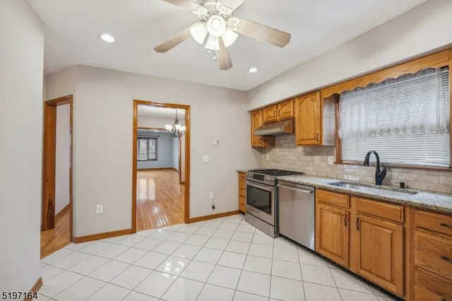 $2,950 | 82 2nd Avenue, Unit 1, Garwood, NJ 07027