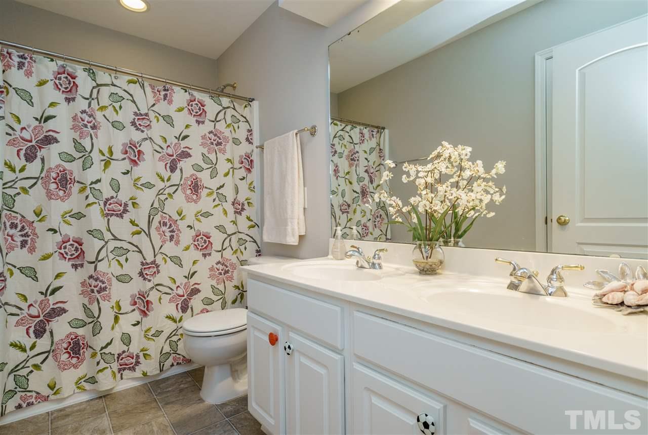 7705 Silver View Lane Raleigh, NC 27613 - Photo 20 of 24