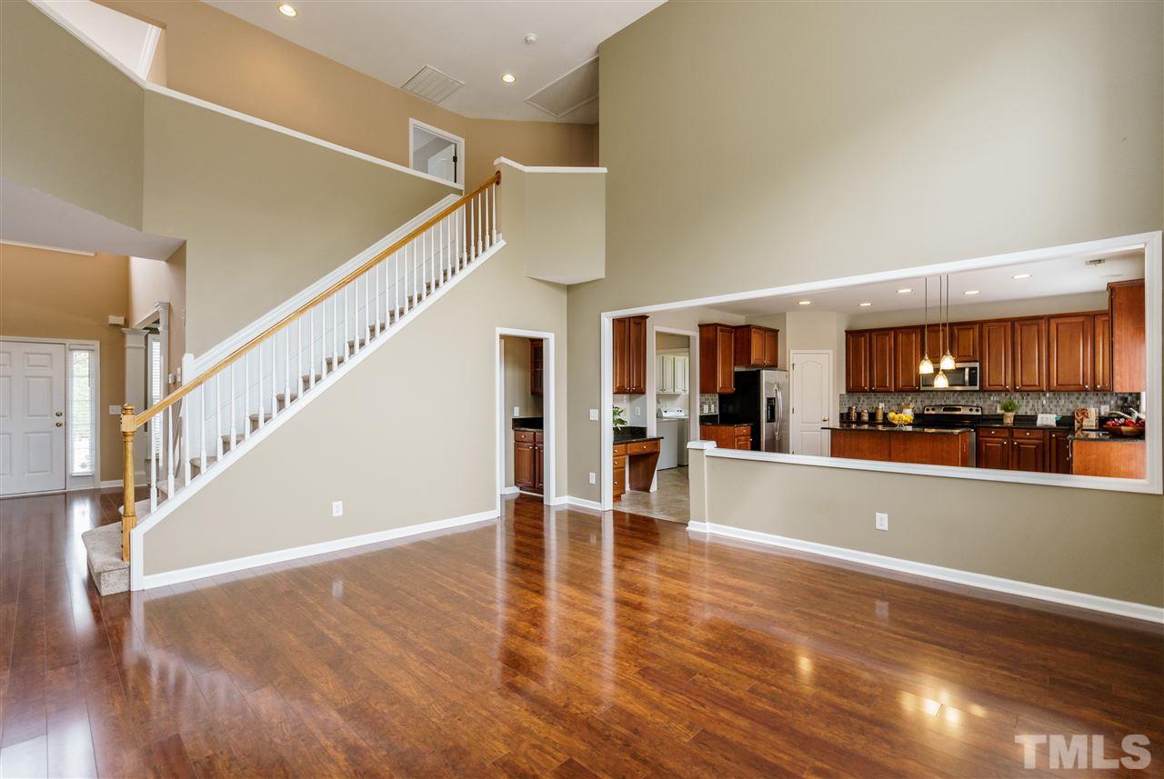 7705 Silver View Lane Raleigh, NC 27613 - Photo 6 of 24