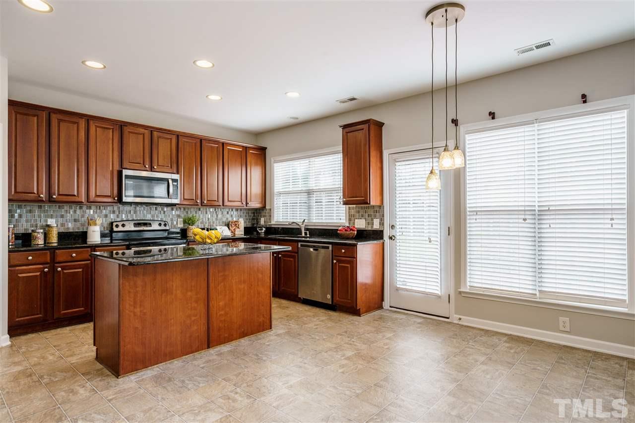 7705 Silver View Lane Raleigh, NC 27613 - Photo 9 of 24