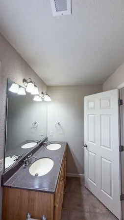 $221,000 | 106 Essex Lane, Unit 4, Savoy, IL 61874