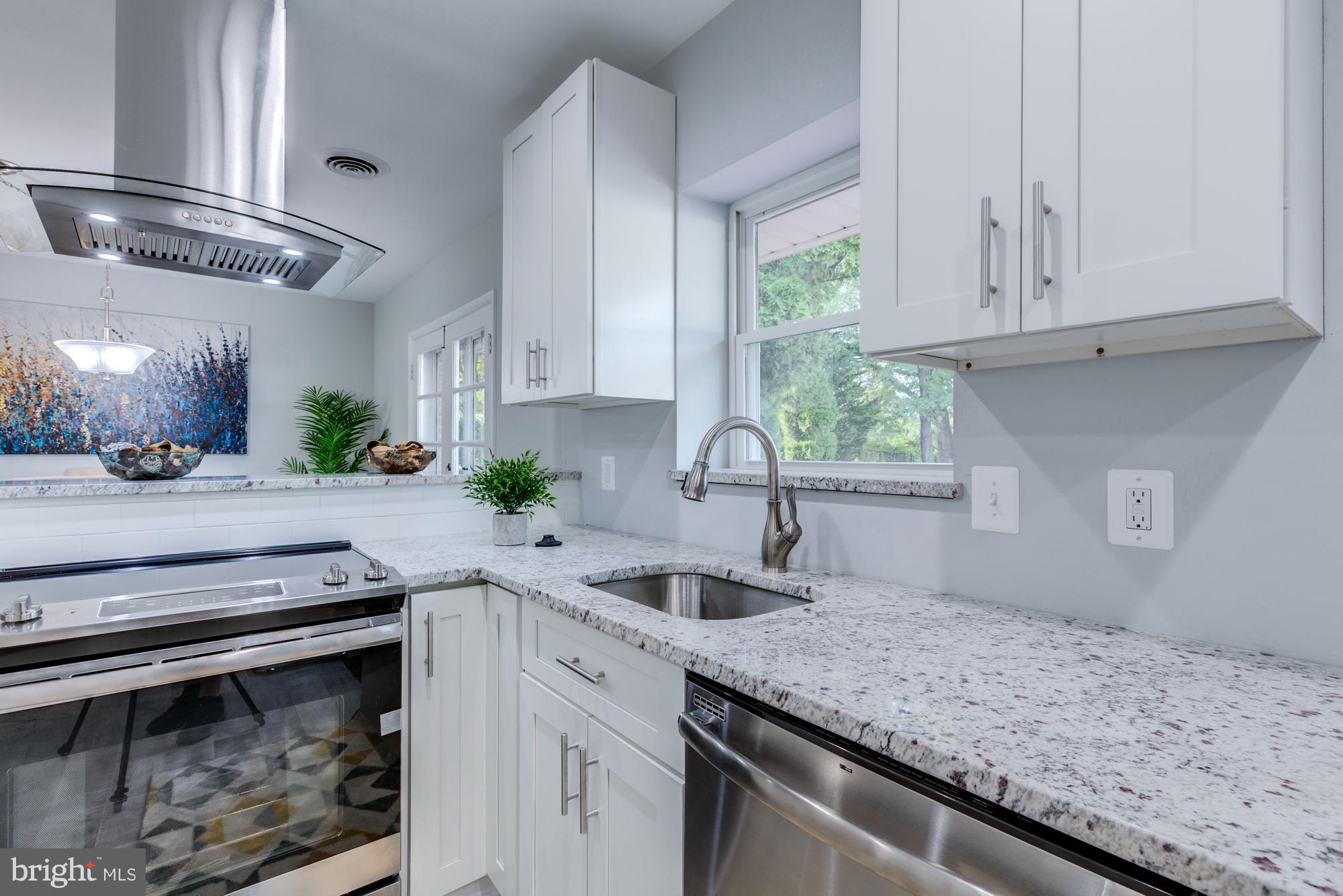 8908 Briarcroft Lane Laurel, MD 20708 - Photo 13 of 30 Kitchen