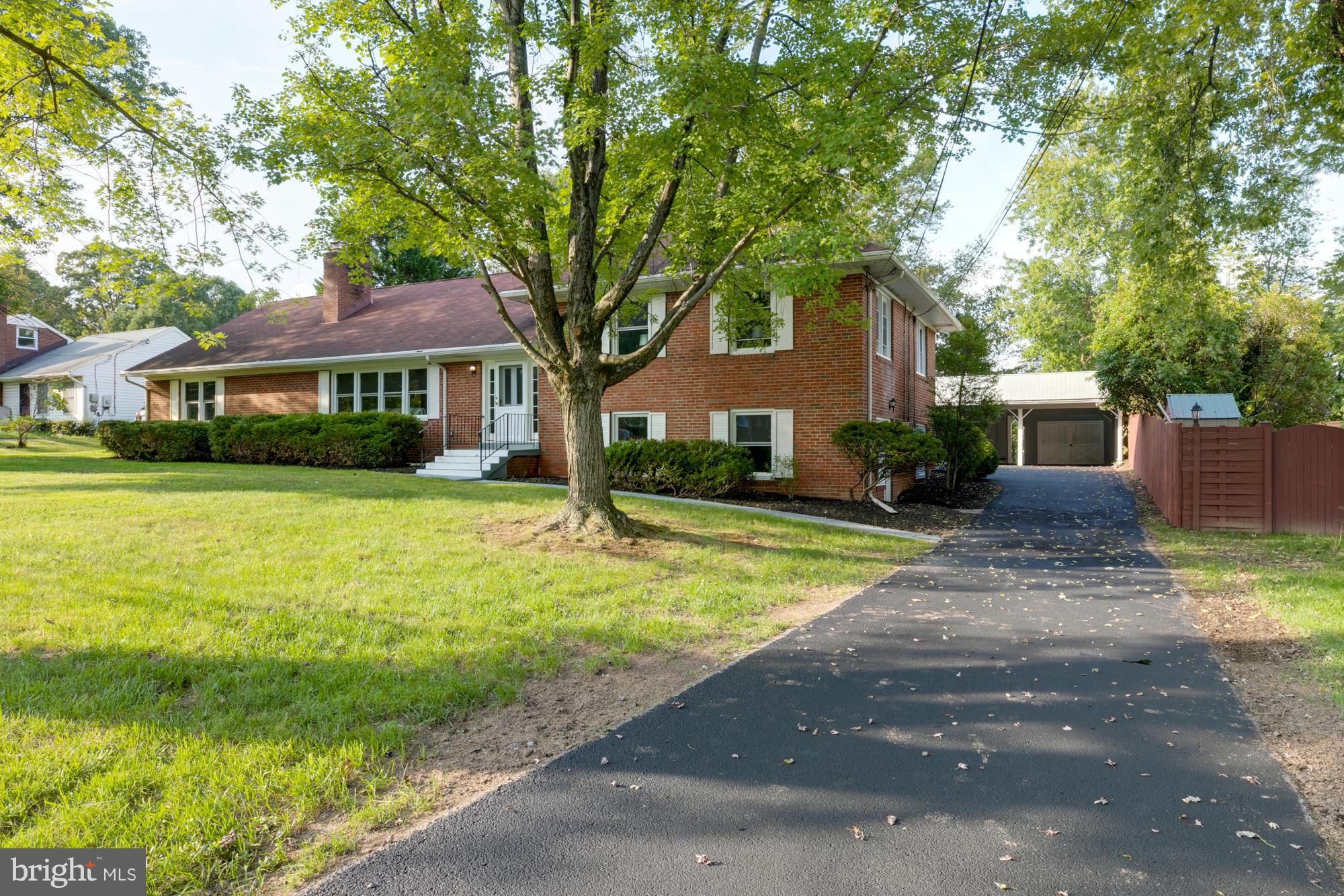 8908 Briarcroft Lane Laurel, MD 20708 - Photo 3 of 30 Exterior (General)