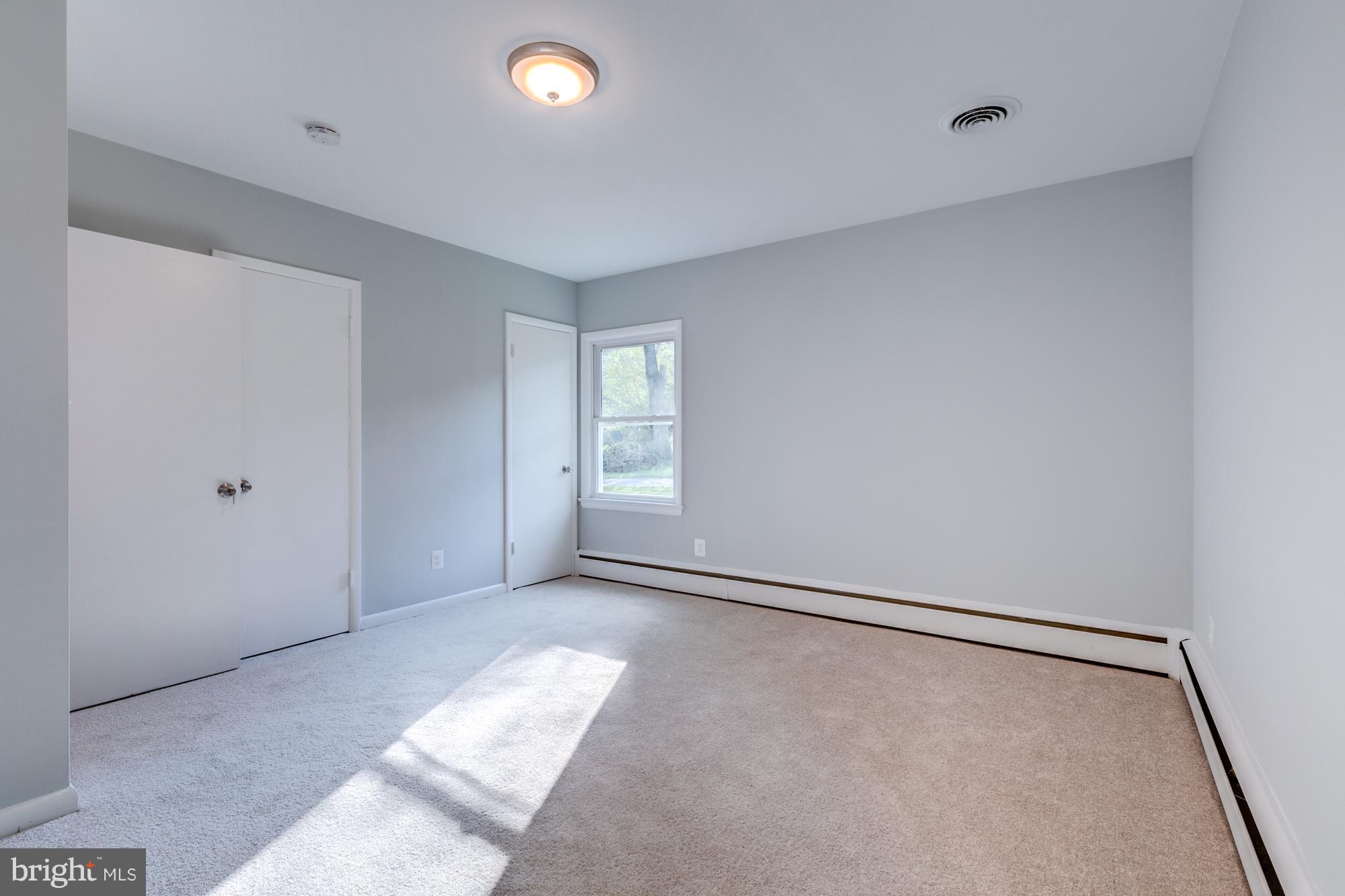 8908 Briarcroft Lane Laurel, MD 20708 - Photo 23 of 30 Bath (Master)