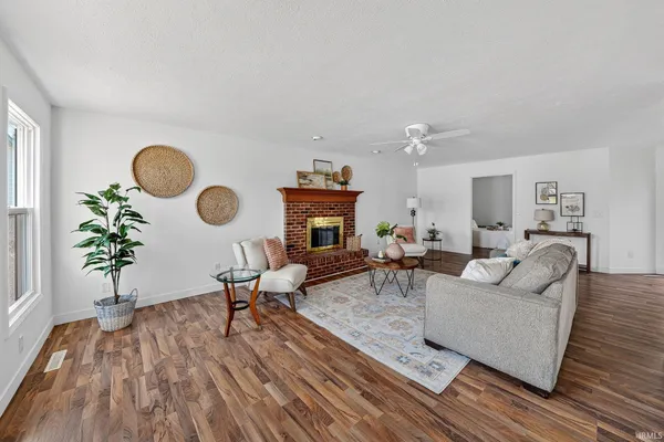 $440,000 | 52453 Liberty Mills Court, Granger, IN 46530