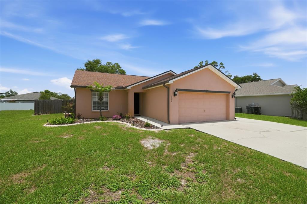 2835 Woodland Meadows Road Mulberry, FL 33860 - Photo 3 of 33