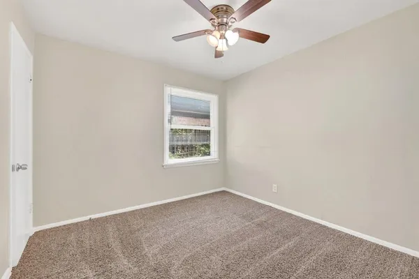 $1,800 | 2539 Hillsboro Avenue, Dallas, TX 75228