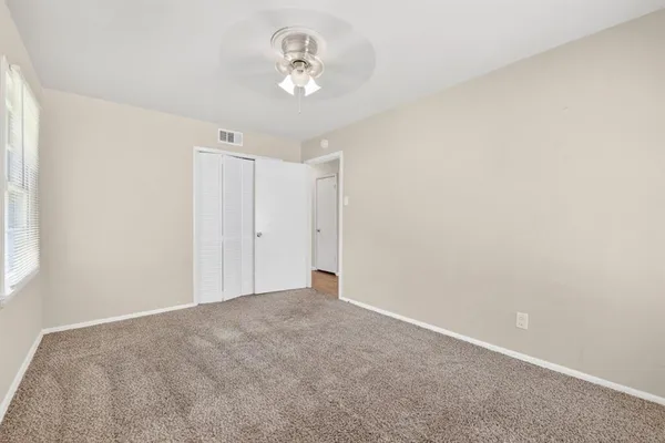 $1,800 | 2539 Hillsboro Avenue, Dallas, TX 75228