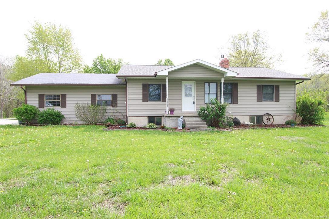 4422 Wilderness Road Highland, IL 62249 - Photo 1 of 96 Gallery Image 1