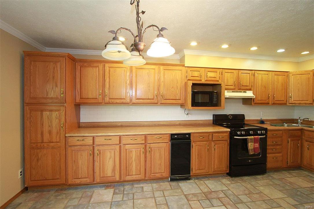 4422 Wilderness Road Highland, IL 62249 - Photo 23 of 96 Gallery Image 23