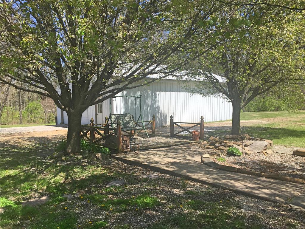 4422 Wilderness Road Highland, IL 62249 - Photo 57 of 96 Gallery Image 57