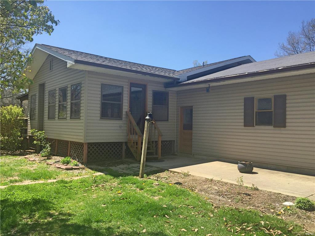 4422 Wilderness Road Highland, IL 62249 - Photo 59 of 96 Gallery Image 59