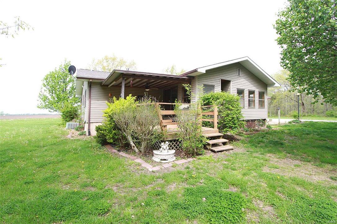 4422 Wilderness Road Highland, IL 62249 - Photo 7 of 96 Gallery Image 7