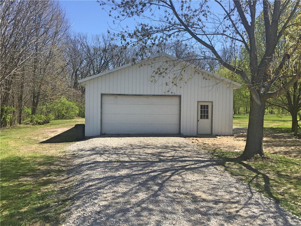 4422 Wilderness Road Highland, IL 62249 - Photo 62 of 96 Gallery Image 62