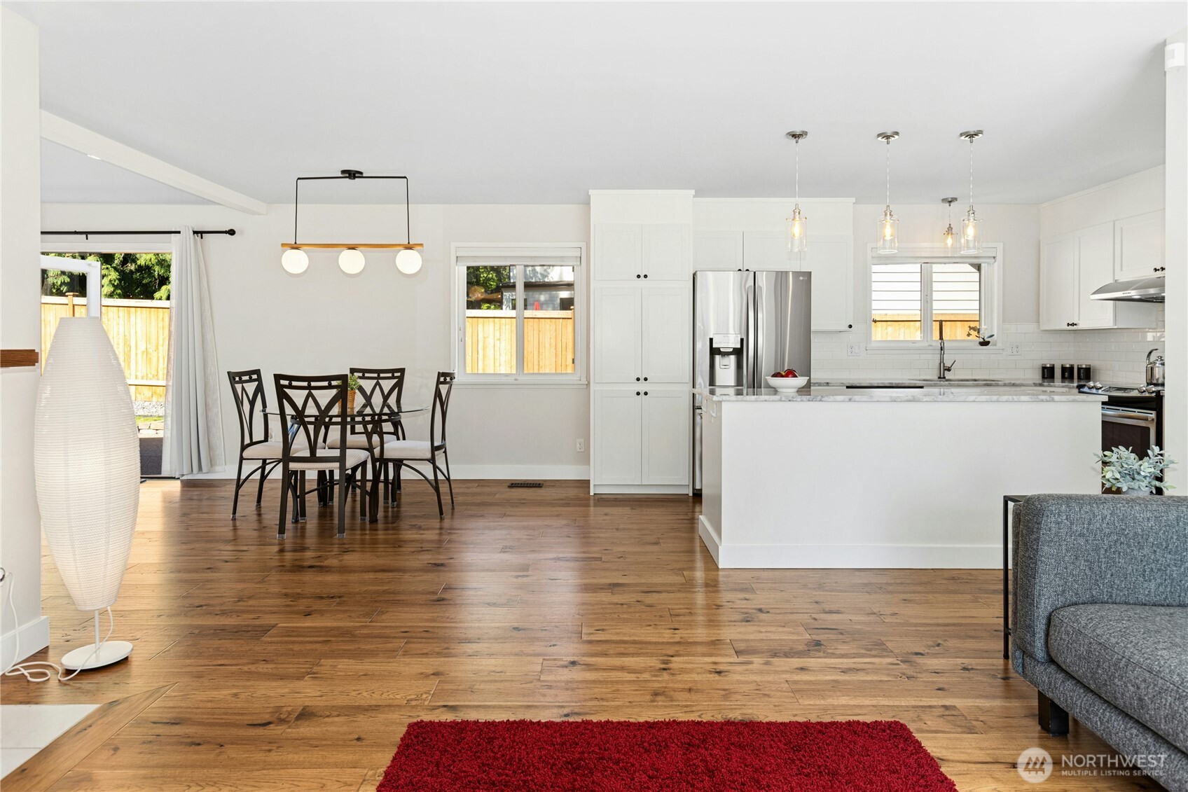 2011 145th Avenue Southeast Bellevue, WA 98007 - Photo 11 of 38
