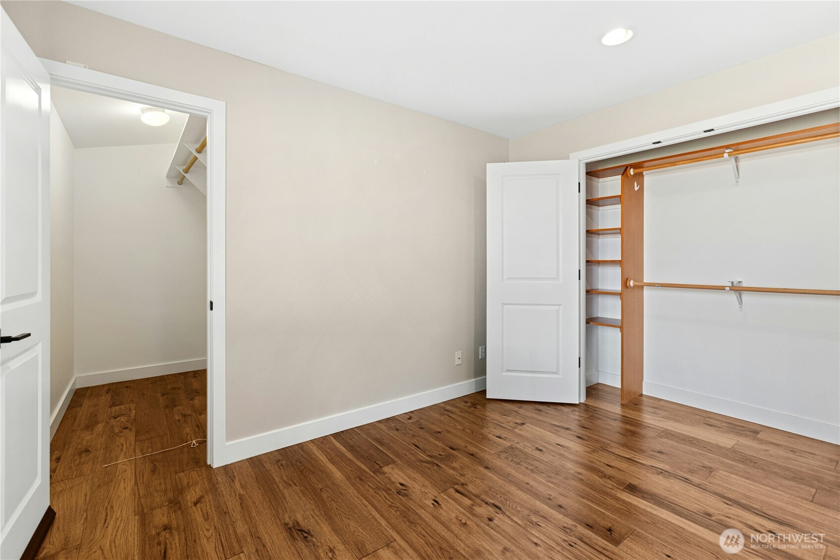 2011 145th Avenue Southeast Bellevue, WA 98007 - Photo 26 of 38
