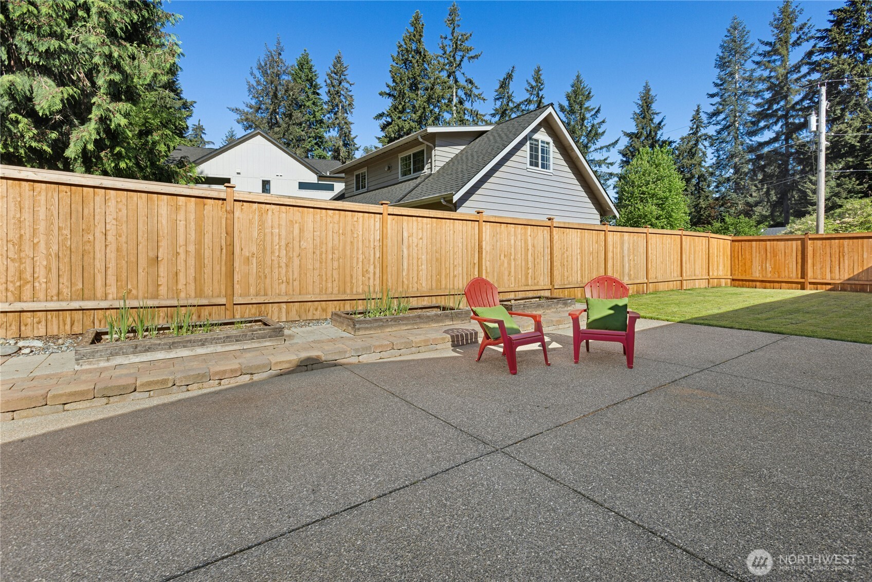 2011 145th Avenue Southeast Bellevue, WA 98007 - Photo 29 of 38