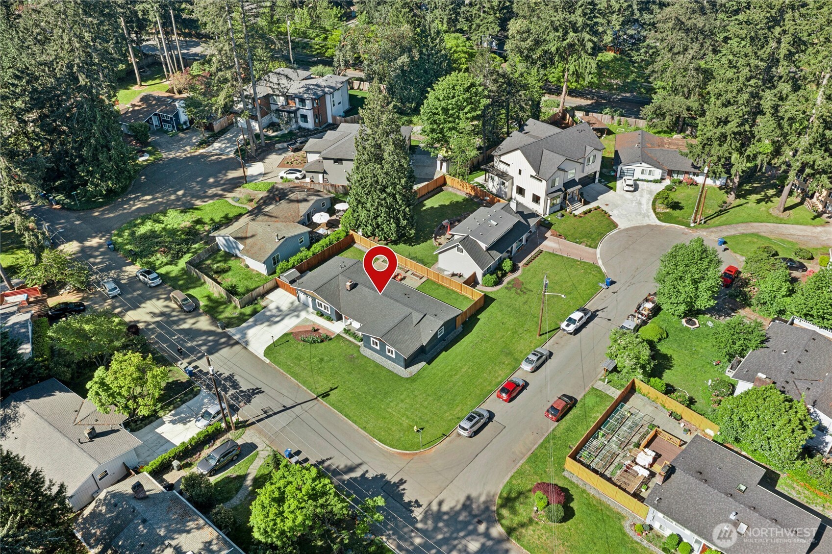 2011 145th Avenue Southeast Bellevue, WA 98007 - Photo 34 of 38