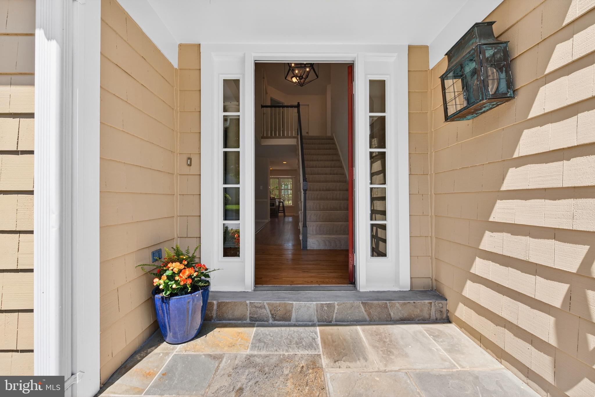 1273 Lamplighter Way Reston, VA 20194 - Photo 4 of 42