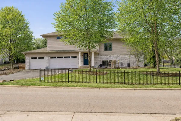 $850,000 | 5000 Oxford Avenue, Edina, MN 55436