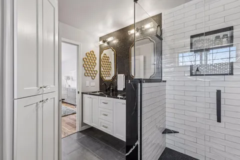 $824,900 | 5000 Oxford Avenue, Edina, MN 55436