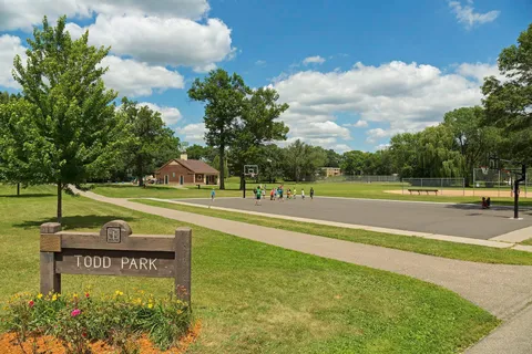 $824,900 | 5000 Oxford Avenue, Edina, MN 55436