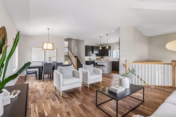 $850,000 | 5000 Oxford Avenue, Edina, MN 55436