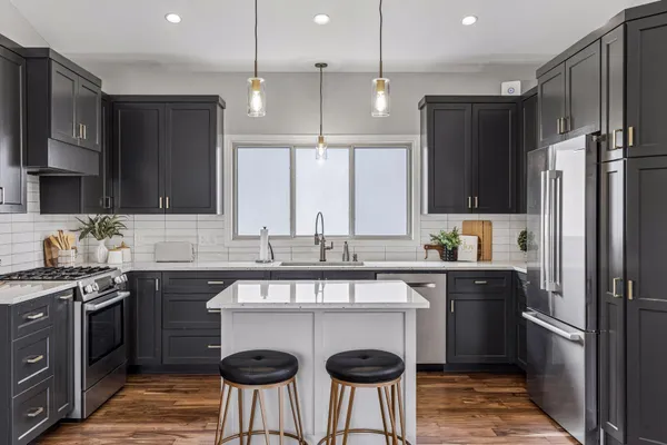 $850,000 | 5000 Oxford Avenue, Edina, MN 55436