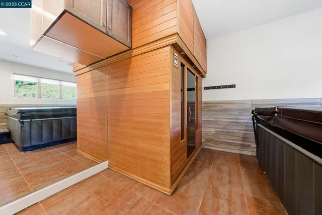 $5,500,000 | 8 Quiet Country Lane, Danville, CA 94526