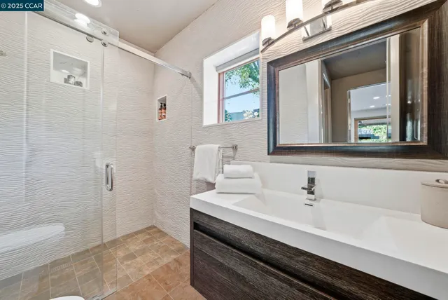 $5,500,000 | 8 Quiet Country Lane, Danville, CA 94526