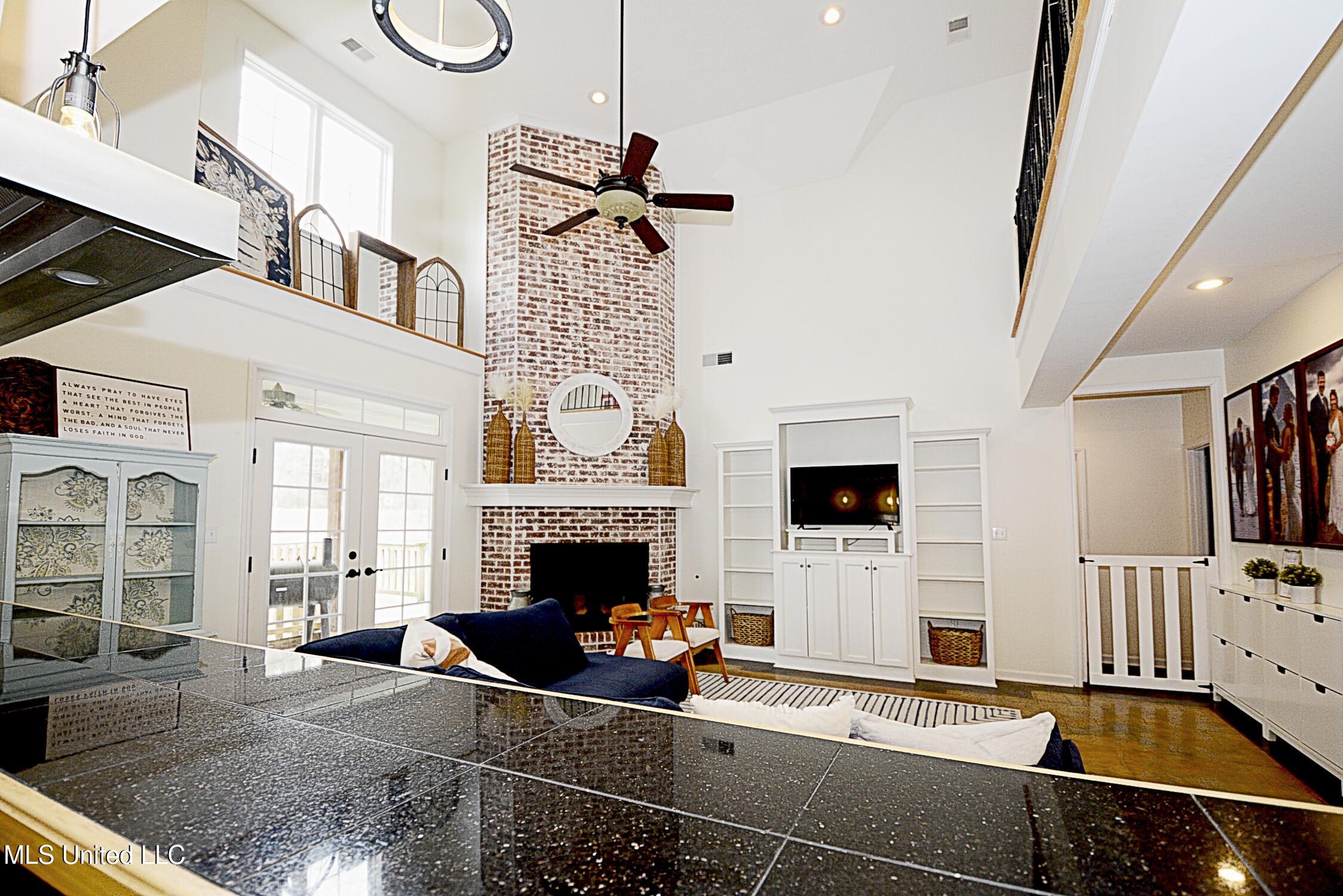 149 Strickland Road Byhalia, MS 38611 - Photo 11 of 37 Great Room from Kitchen