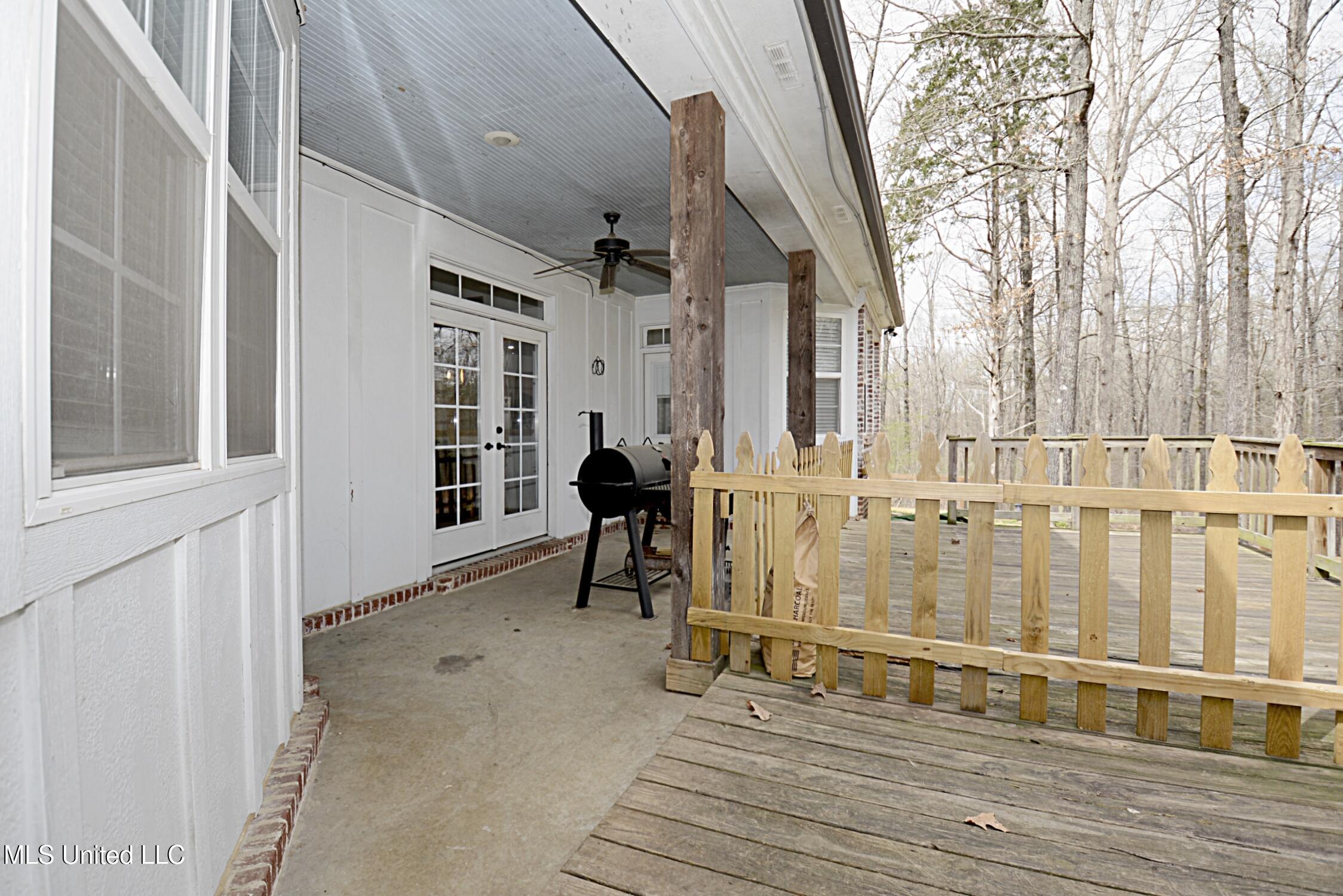 149 Strickland Road Byhalia, MS 38611 - Photo 33 of 37 Back Porch