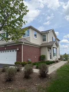 $2,600 | 10097 Cummings Street, Huntley, IL 60142