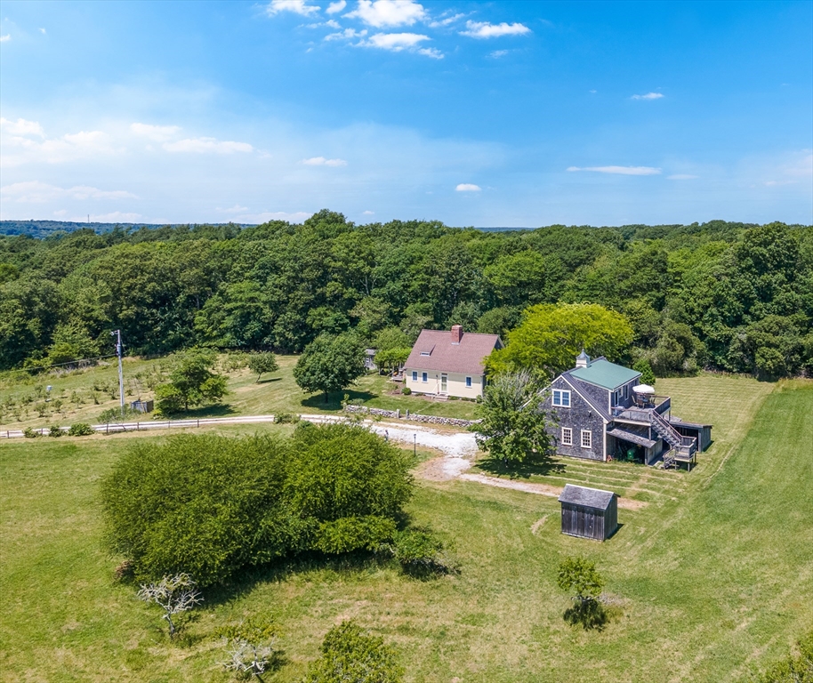 442 Horseneck Road Westport, MA 02790 - Photo 33 of 38