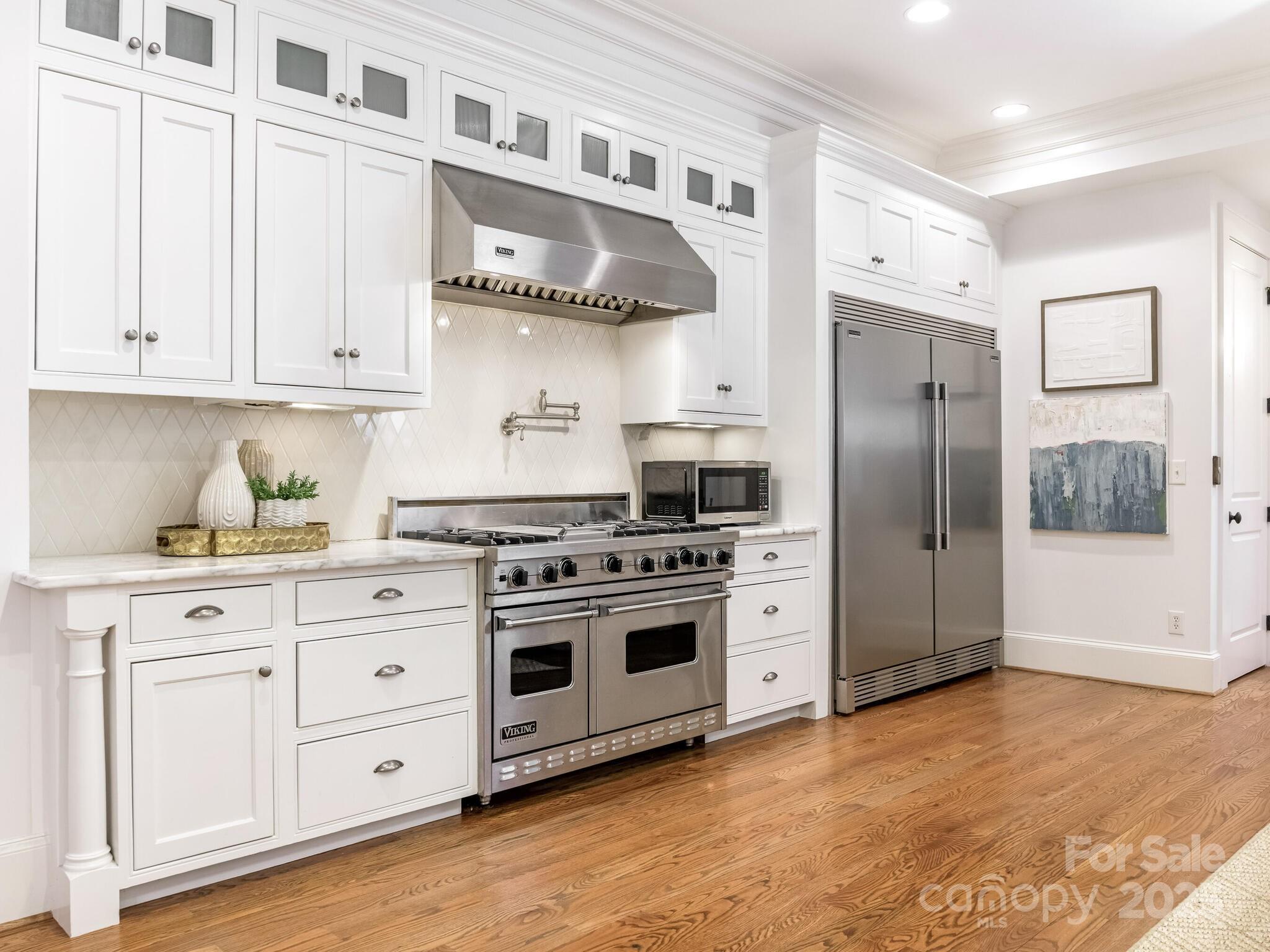 528 Meadowbrook Road Charlotte, NC 28211 - Photo 15 of 44