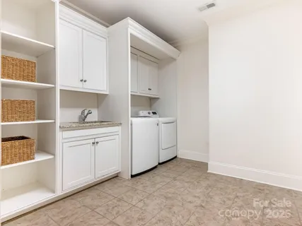 $2,150,000 | 528 Meadowbrook Road, Charlotte, NC 28211