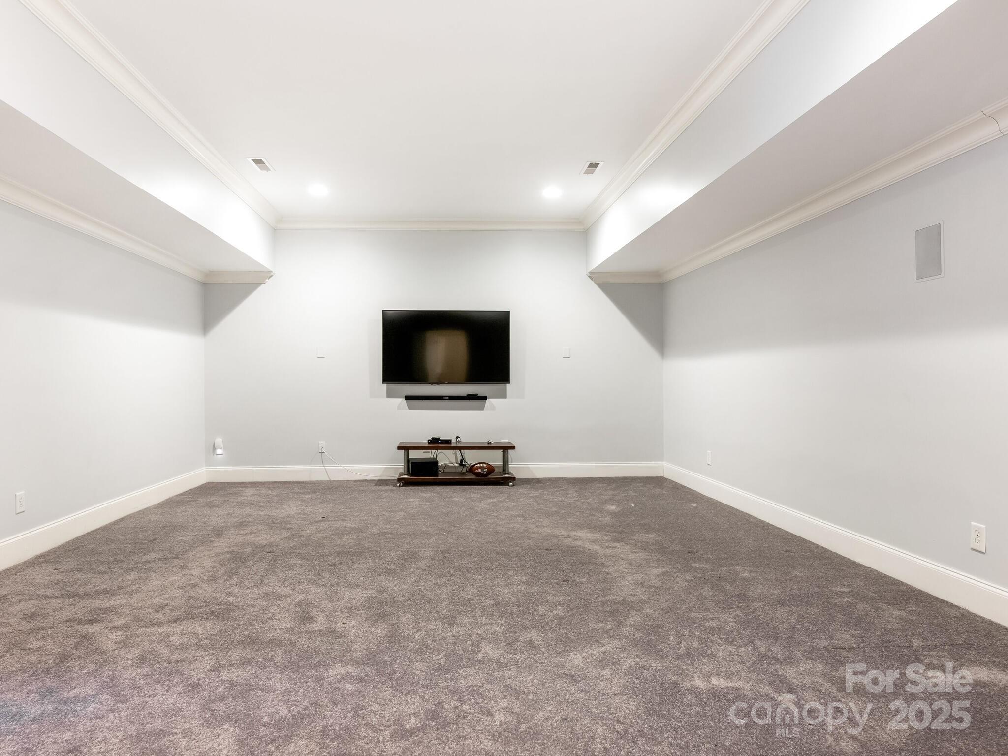 528 Meadowbrook Road Charlotte, NC 28211 - Photo 38 of 44