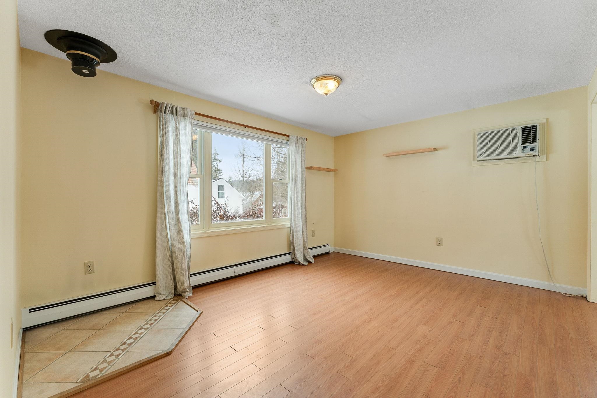 307 South Main Street Northfield, VT 05663 - Photo 19 of 48